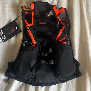 NWT Nike Kiger Trail Running Vest - Unisex Medium